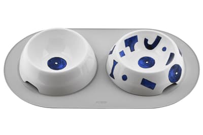 Alessi และ Naoto Fukasawa เปิดตัวชามและแผ่นรองอาหารสำหรับสุนัขและแมวในซีรีส์ "Itsumo Pet Yunoki Ware" วางจำหน่ายตั้งแต่วันที่ 5 ตุลาคมนี้