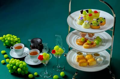 El té de la tarde "Muscat Mania!" del Grand Prince Hotel Osaka Bay llega el 4 de septiembre y se transforma en una edición especial de Halloween con castañas a partir del 23 de octubre