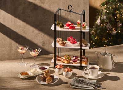 Four Seasons Hotel Osaka Offers Festive Afternoon Tea, Dinner Buffets and a Countdown Party for Christmas and New Year