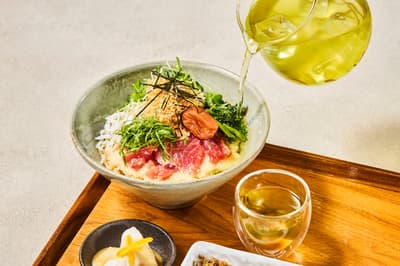 伊右衛門咖啡 (Iyemon Cafe) 推出夏季限定甜點與冷製梅子茶泡飯