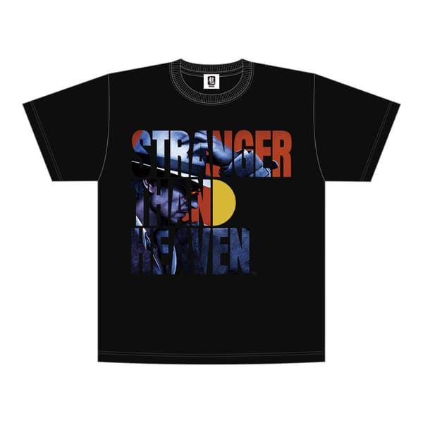 Kaos visual utama STRANGER THAN HEAVEN