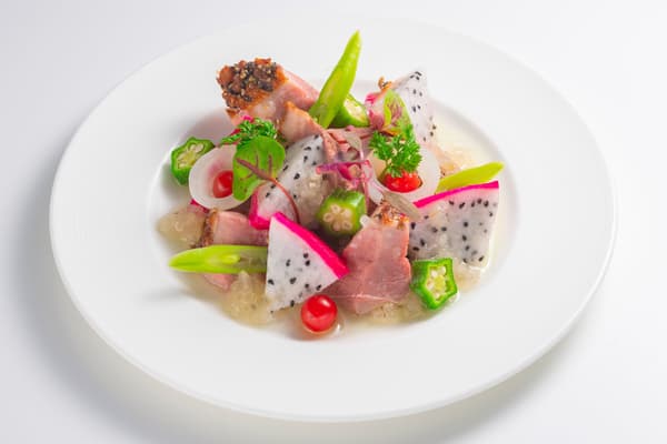 Salad Buah Naga dan Bebek