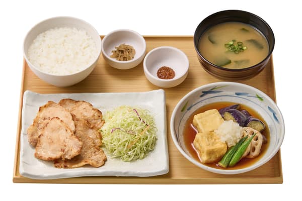 Versión doble tofu agedashi del menú — 1,320 yenes (impuestos incluidos)