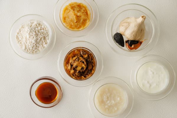 在东京喜多野酒店厨房准备的发酵食材