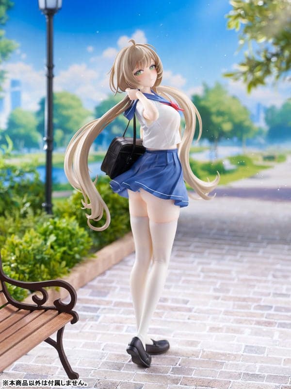 Momoko Uniform Ver. figure image 13