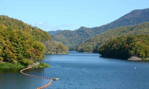 Danau Kanayama di musim gugur