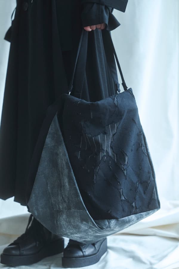 TULIP WIDE SHOULDER，灰色和紙面料
