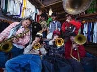 铜管乐队爵士大游行 - Big Mouth Brass Band