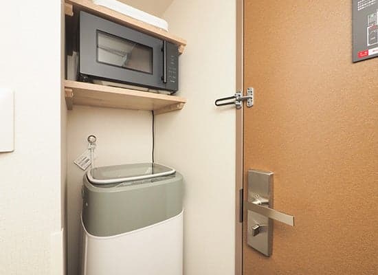 洗衣機與微波爐(示意圖)