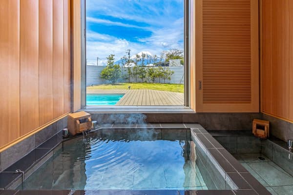후지산 전망의 KANOA THE VILLAS ~후지 야마나카코~ 외관