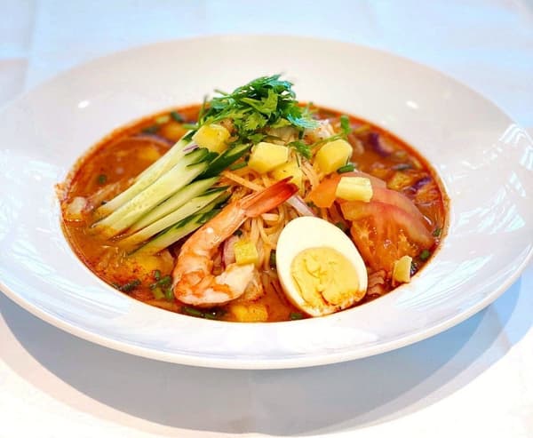 BAY THAI's chilled tom yum rice noodles