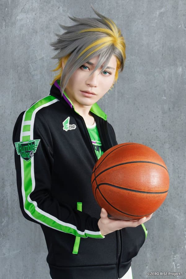 Ujin (饰演者：马野匠)