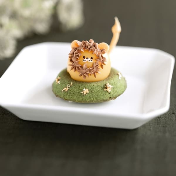 坐姿狮子造型橙子提拉米苏