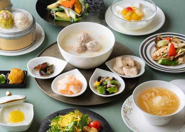 Kursus Makan Siang Bubur Akhir Pekan Hotel Okura Fukuoka