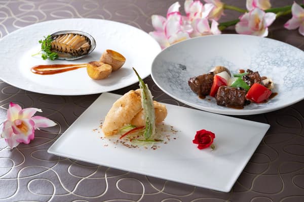 Daging Sapi Hakodate Onuma Kuroushi Tumis dengan Mentega Hokkaido dan Saus Kacang Hitam Fermentasi