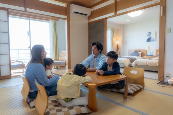 Japanese-Western style room