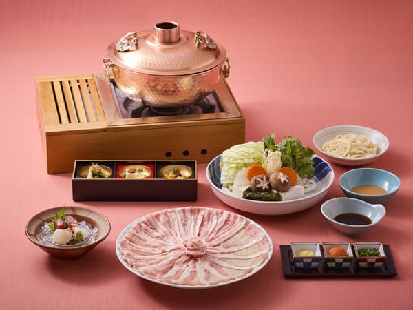 黄金周TOKYO X品牌猪肉涮涮锅