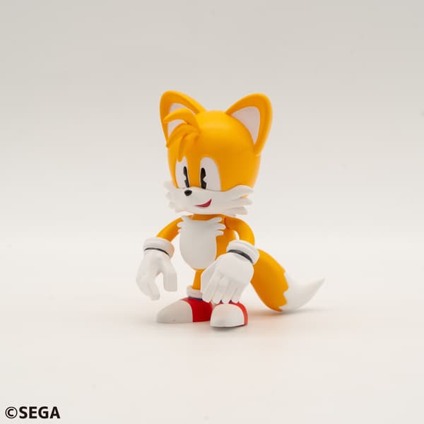 TAILS back