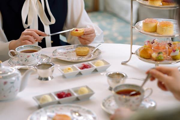 Table setting for the afternoon tea manner class at Hotel Chinzanso Tokyo