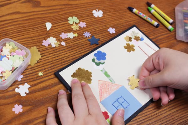 Mini folding-screen making (image)