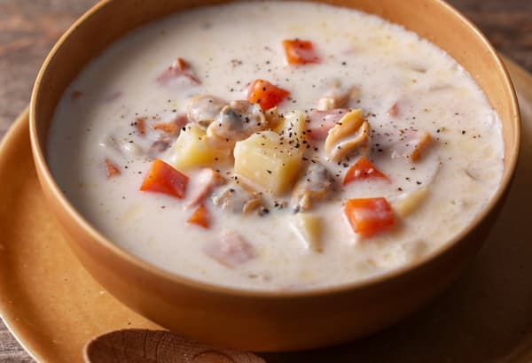 Crema de almejas con almejas asari