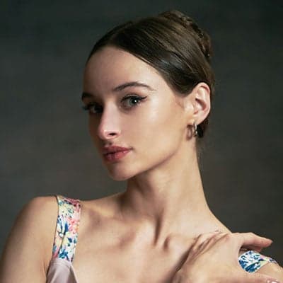 Ilona Kravchenko (Principal)