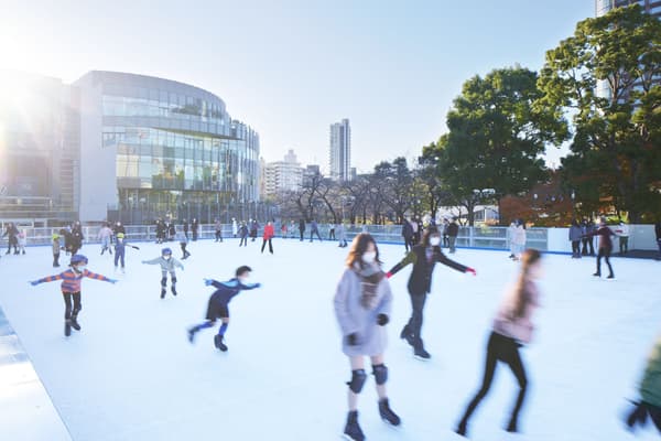 RALPH LAUREN MIDTOWN ICE RINK