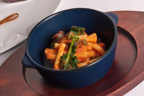 Puttanesca pasta at River Head