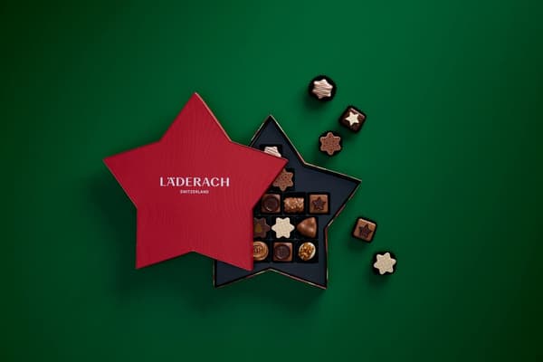 Läderach Praline Selection 16 pieces Star Box