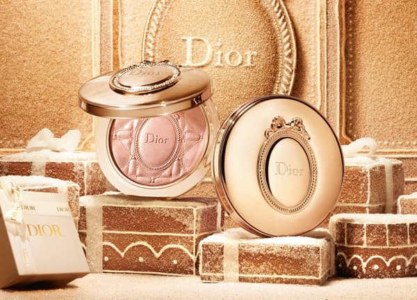 Diorskin Forever Glow Luminizer en el diseño limitado Medallion