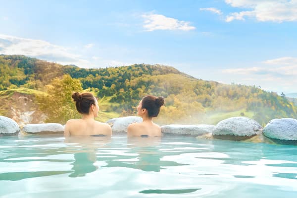 Manza Prince Hotel's Komakusa-no-yu, a mixed-gender hot spring bath