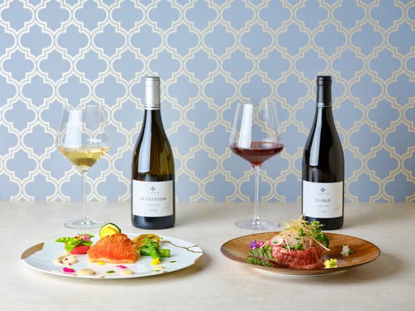 페어링 디너와 함께 제공되는 히라카와 와인