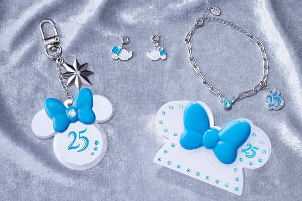 Artículos especiales de cristal Swarovski® para el 25º aniversario de Tokyo DisneySea