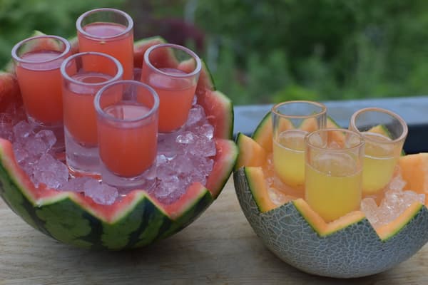 Dashi and fruit blend drink