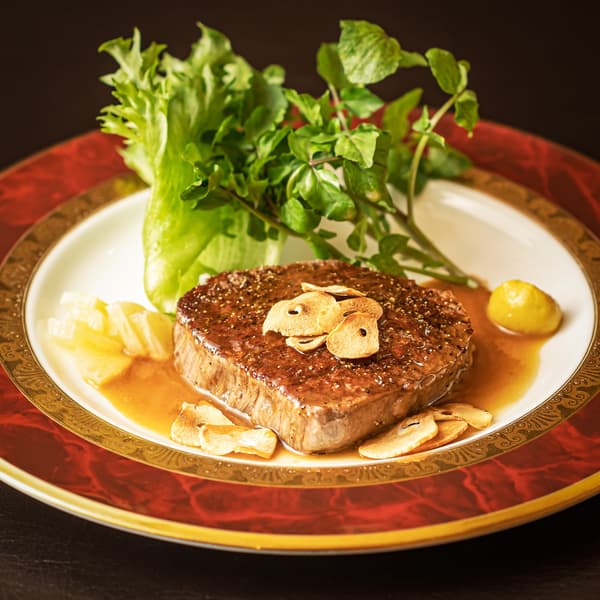 自餐厅创立以来一直沿用的传统烹饪技法