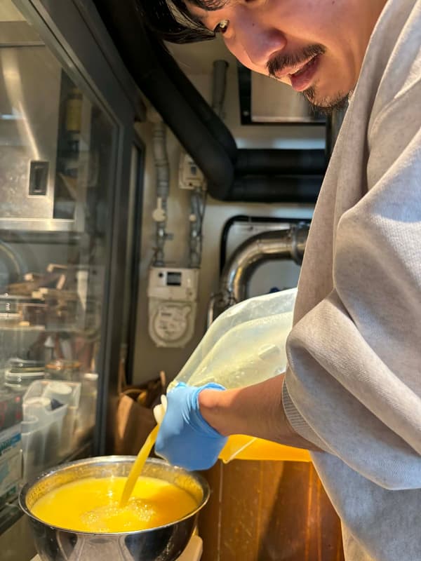 Hand-squeezed lemon juice used generously