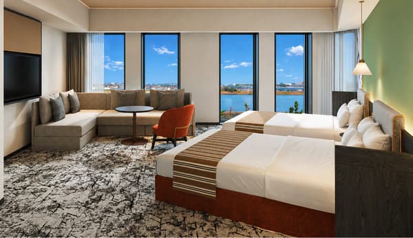 A suite of about 75 square meters that sleeps up to eight (image)