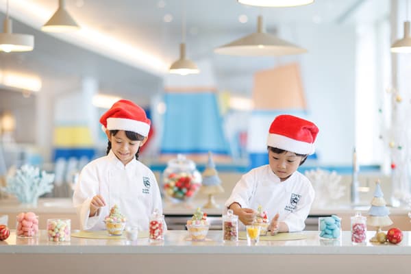 Kids Patissier: membuat parfait Natal
