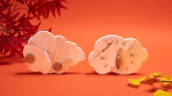 Piezas de reloj de abedul para el taller
