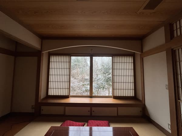 新建築內的大廳