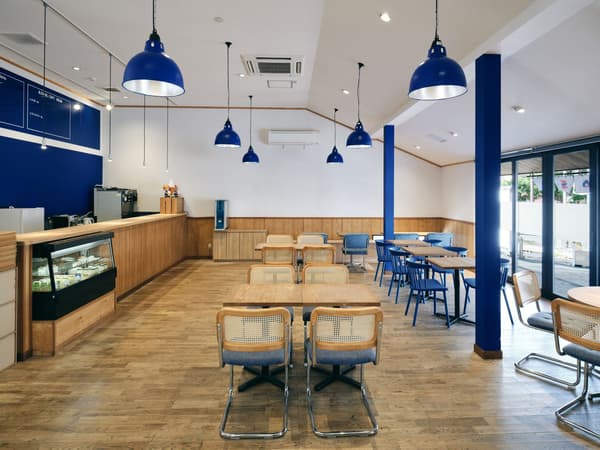 Interior Minato Shokudo Shiosai yang diperbarui