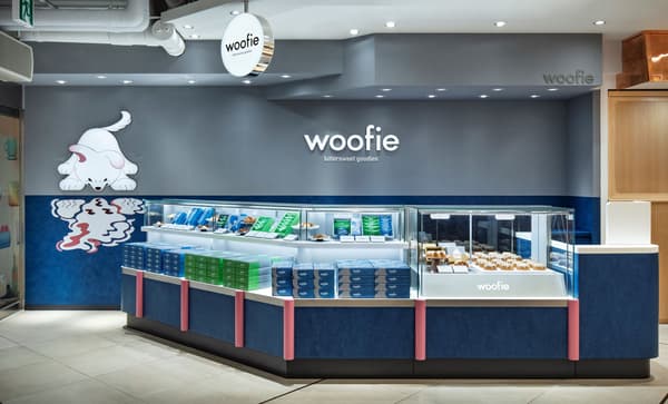woofie Iito Lumine Shinjuku store