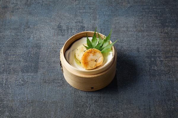 Scallop and taro with Chinese Green Tea oil