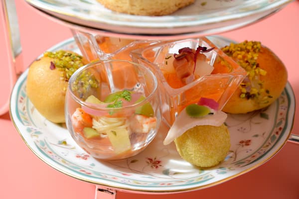 从Le Jardin酒廊远眺庭园景观