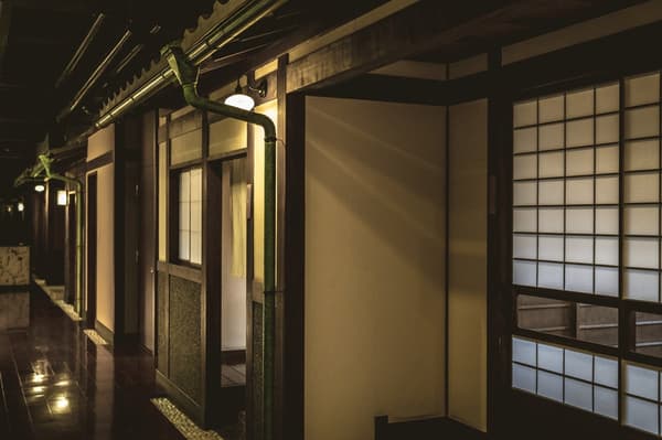 单间餐厅お狩場内部