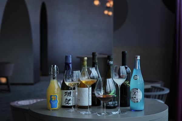 配酒餐品图