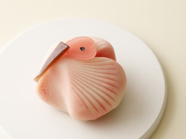 上生菓子“朱鹭舞能登”