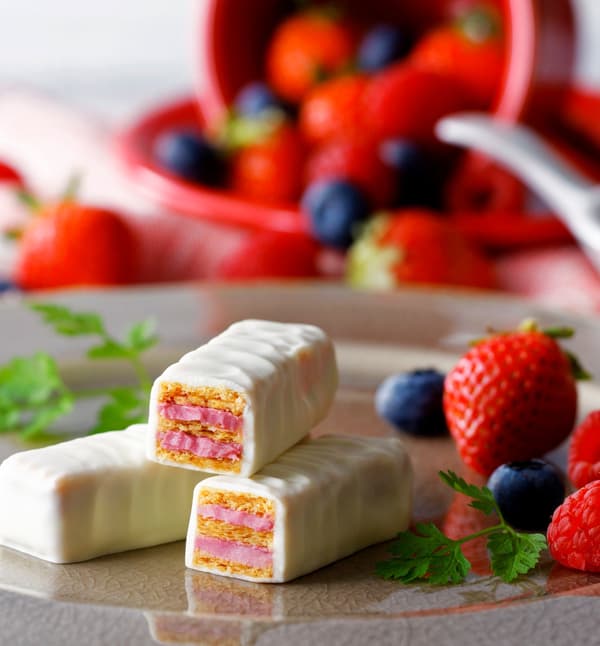 札幌“ISHIYA”– 美冬3种浆果和奶酪（第一轮和第二轮，季节性，首次上市），数量有限，987日元