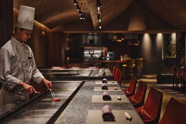 Teppanyaki dinner course dish