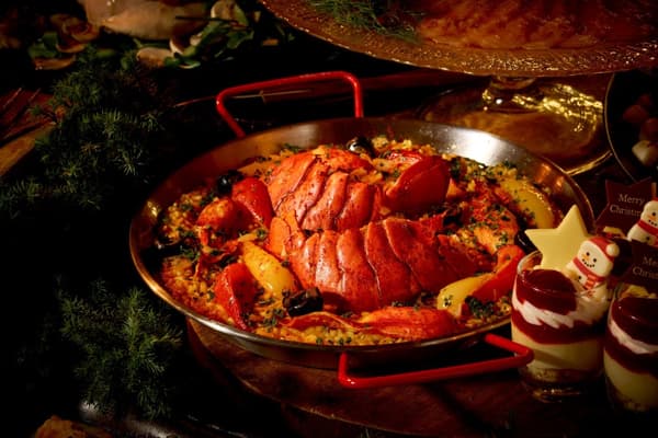 Paella de langosta (imagen)